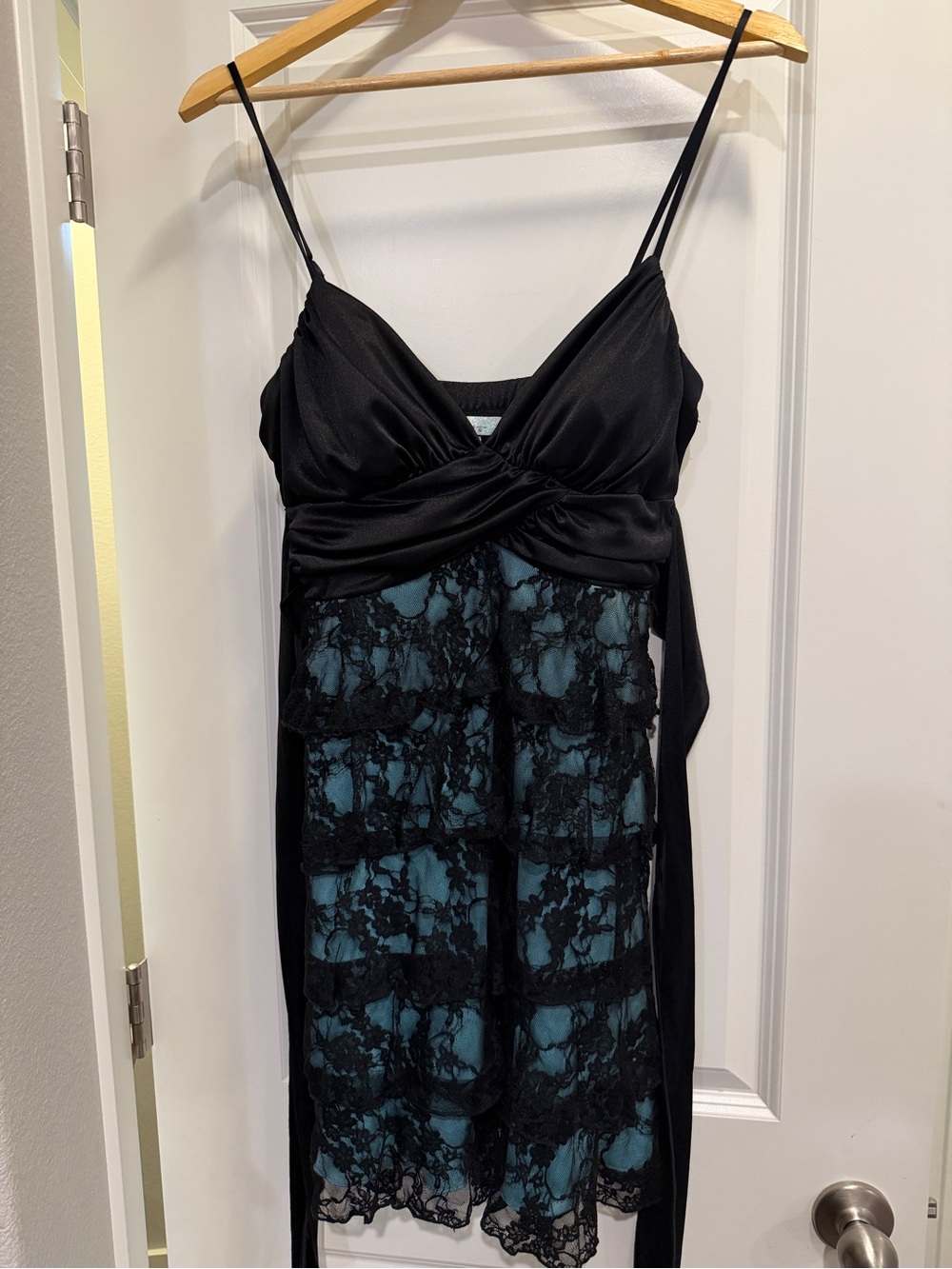 Speechless Black Lace-Overlay Chemise with Teal Underlay